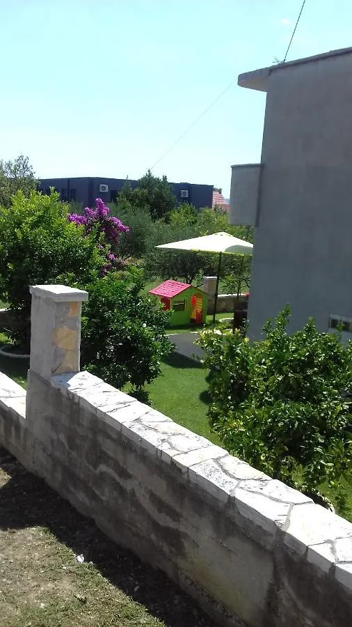 Mihaela Apartment Kastela 0*,