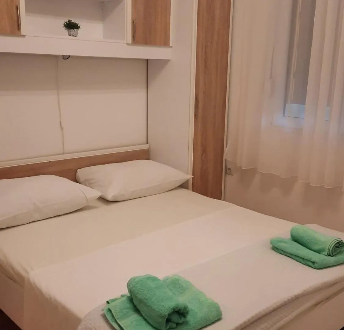 Mihaela Apartment Kastela